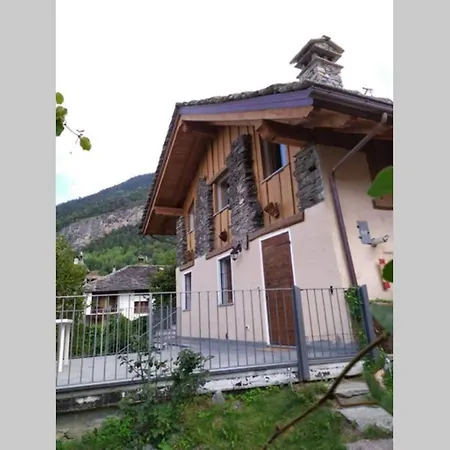 Splendida Casa Per Vivere La Vda A 360° Ferienhaus *